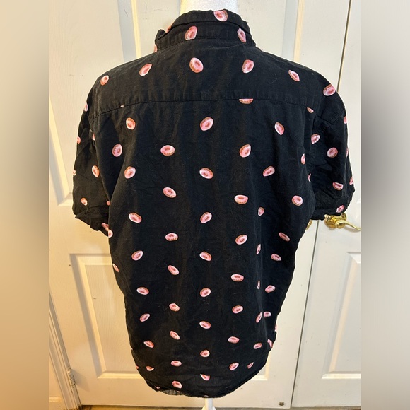 CUTE!!! Molokai Surf Co Hawaiian shirt with - yes! - pink glazed donuts! XL - Picture 5 of 9